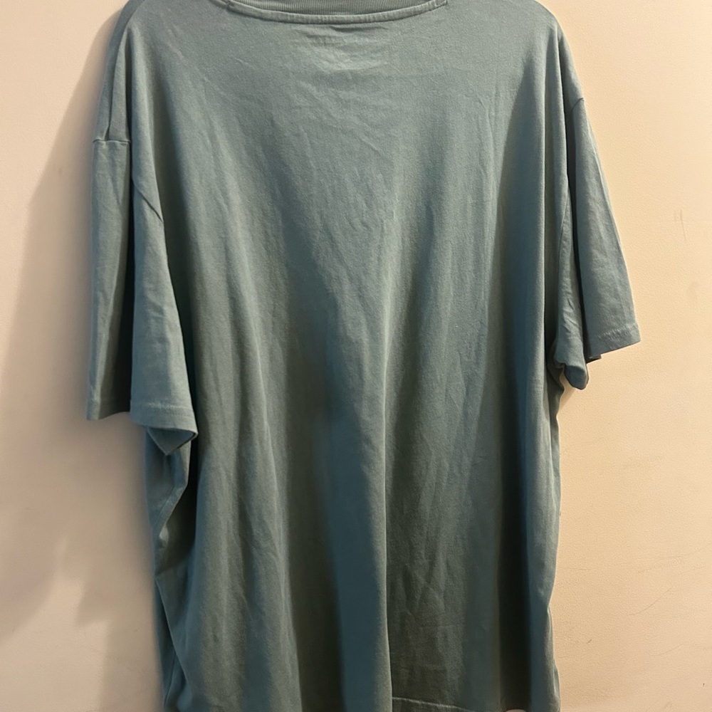 Lucky Brand Men's Blue Graphic T-Shirt. Size XXL - Picture 2 of 2